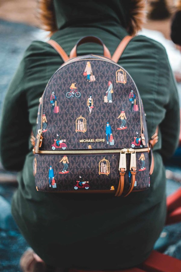 À la découverte des sacs à dos transparents originaux et insolites