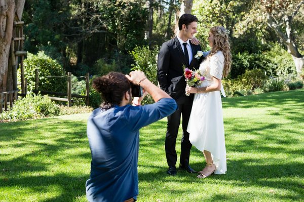 Capturer l'essence de votre union avec un photographe mariage Saint-Étienne